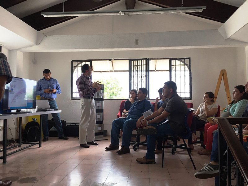 CHARLA ESPECIALIZADA PARA JCP ARQUITECTOS