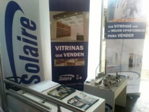 Feria de Proveedores organizada por Roble en Metrocentro Santa Ana foto noticia feria de provedores ROBLE