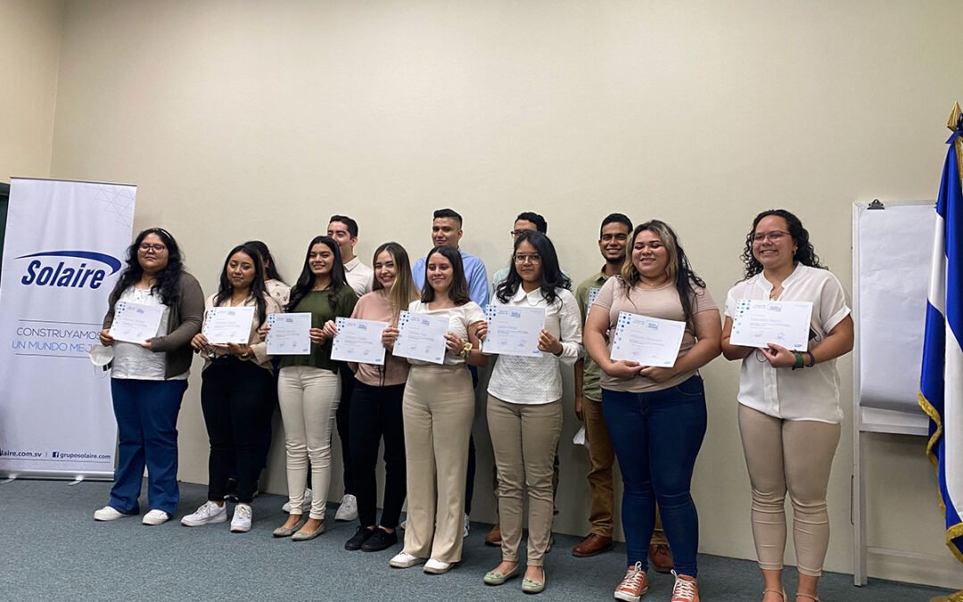 Abriendo Oportunidades Primera Bienal 2022